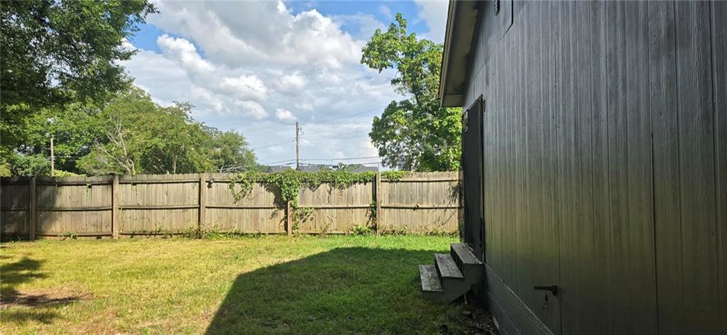 415 King Arnold Street Property Photo 6