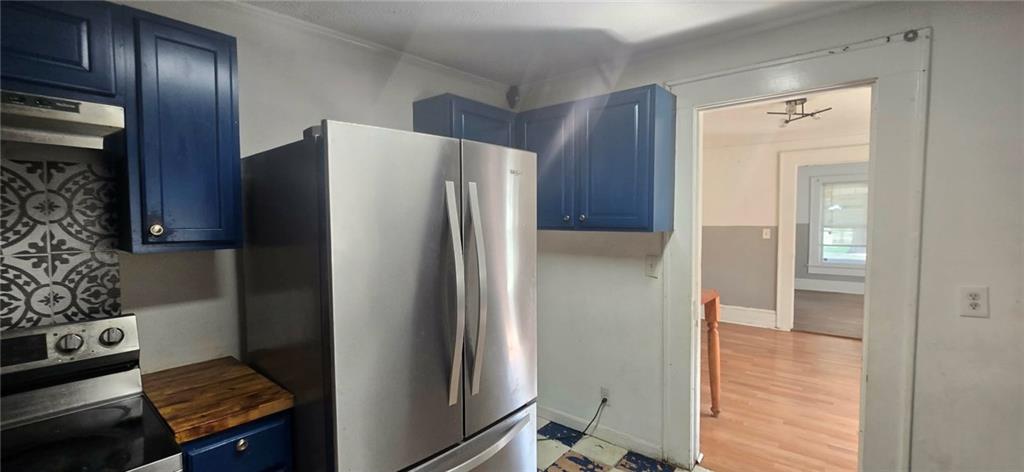 415 King Arnold Street Property Photo 11