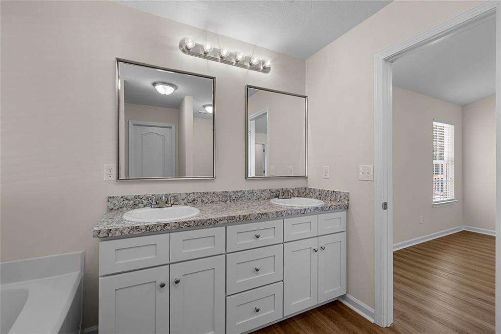 55 Lakeside Point Property Photo 30