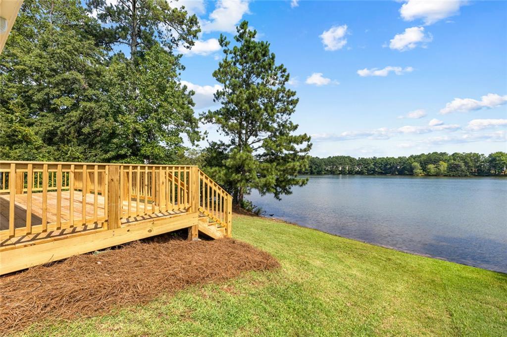55 Lakeside Point Property Photo 41