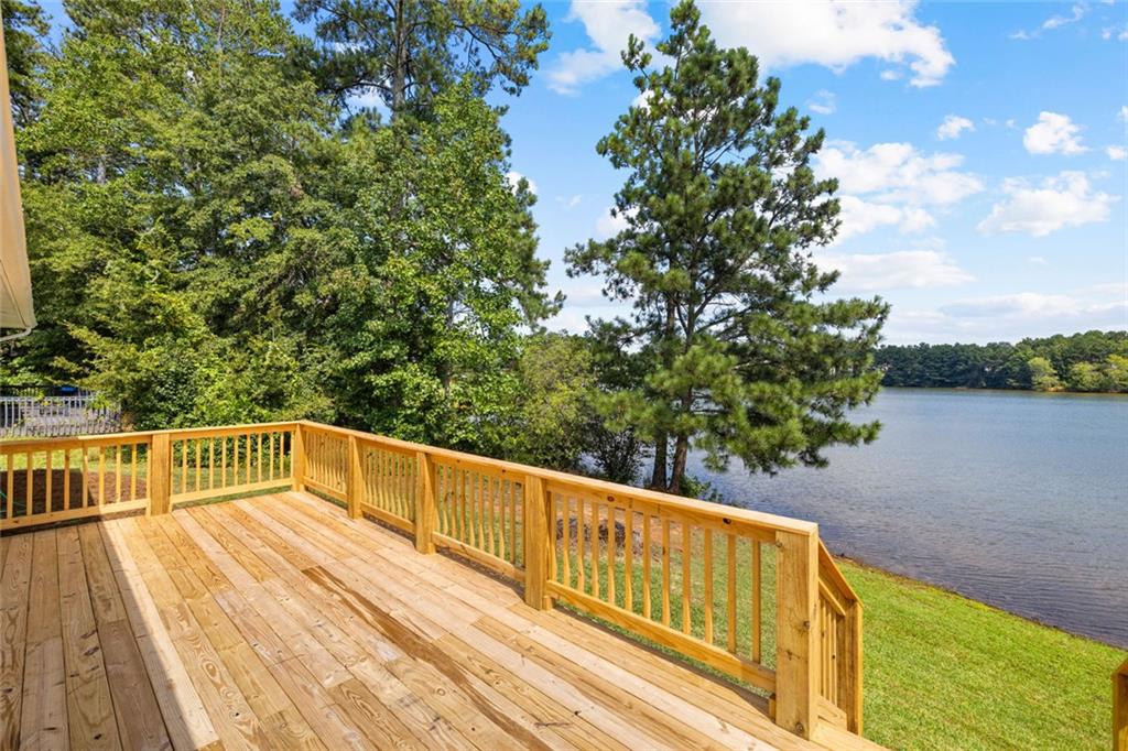 55 Lakeside Point Property Photo 48