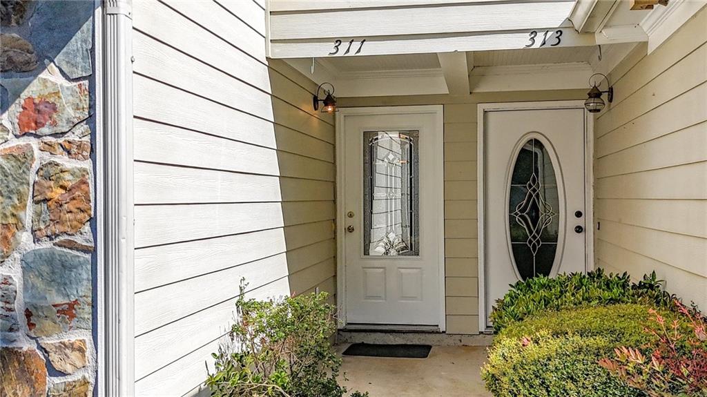 311 Brookside Way Property Photo 3