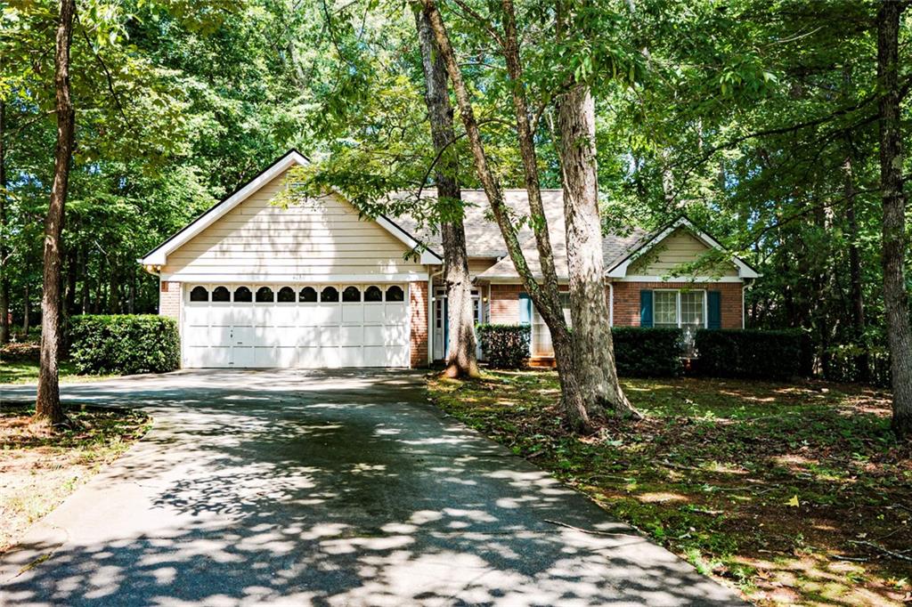 405 Radcliffe Trace