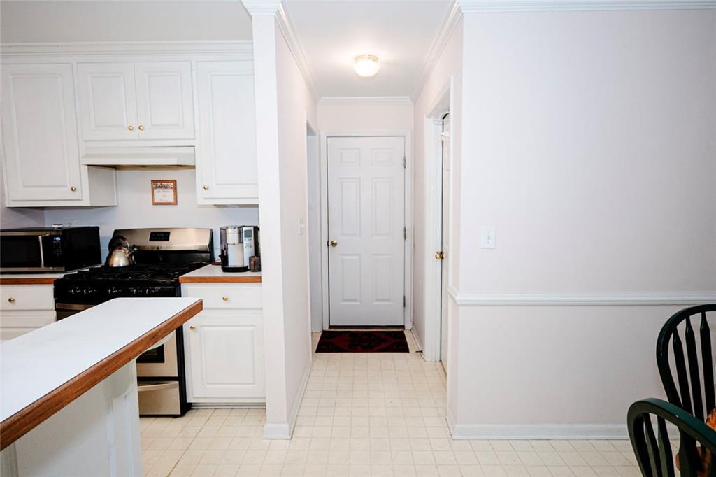 405 Radcliffe Trace Property Photo 18