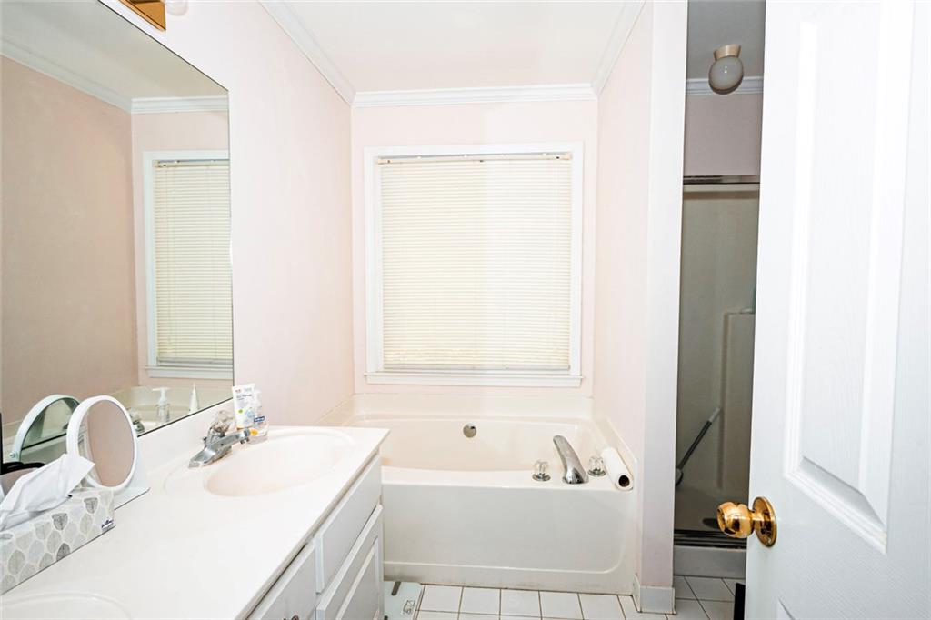 405 Radcliffe Trace Property Photo 26