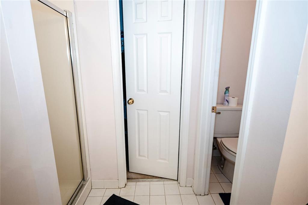405 Radcliffe Trace Property Photo 28