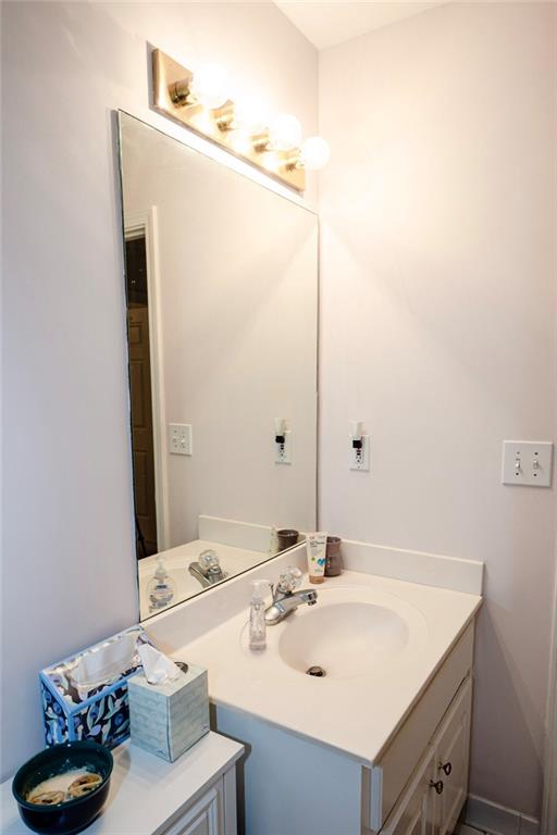 405 Radcliffe Trace Property Photo 34