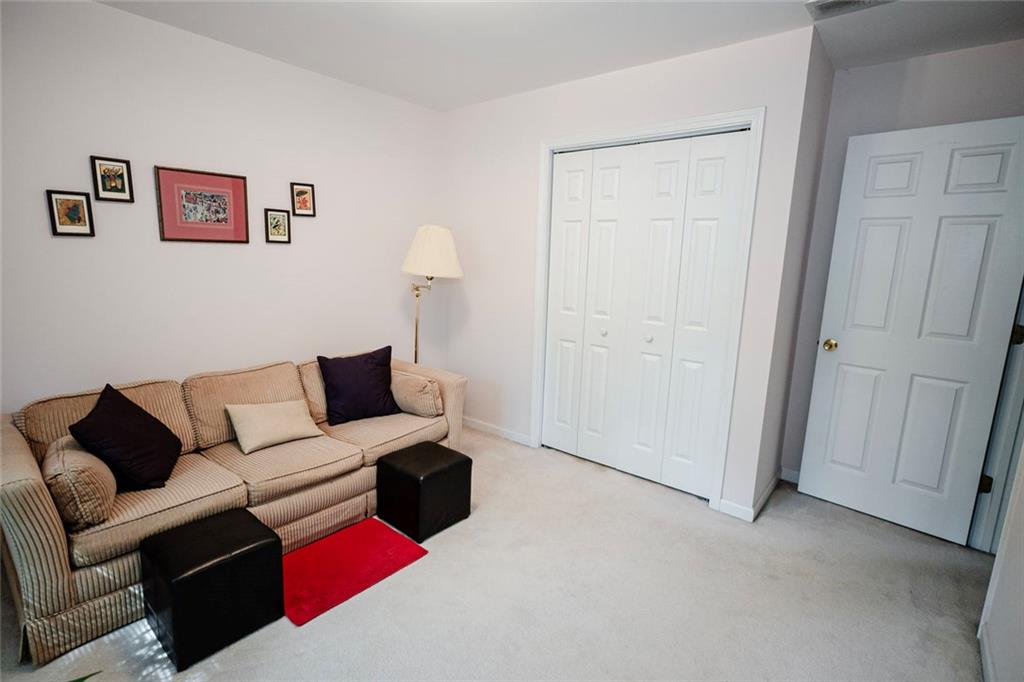 405 Radcliffe Trace Property Photo 42