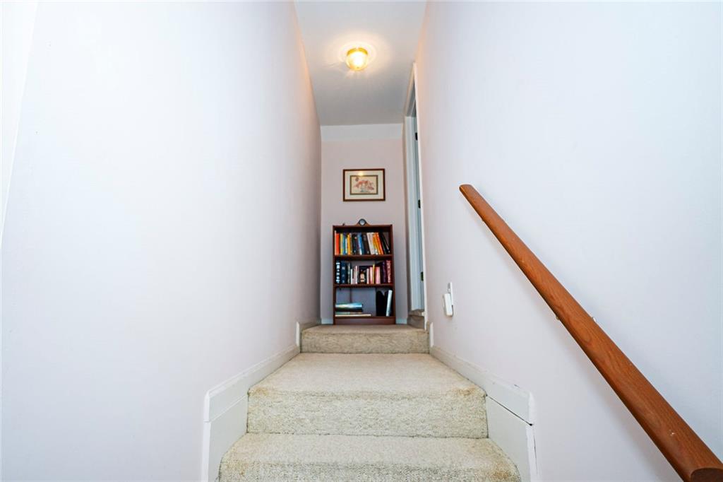 405 Radcliffe Trace Property Photo 45