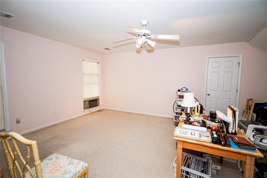 405 Radcliffe Trace Property Photo 47