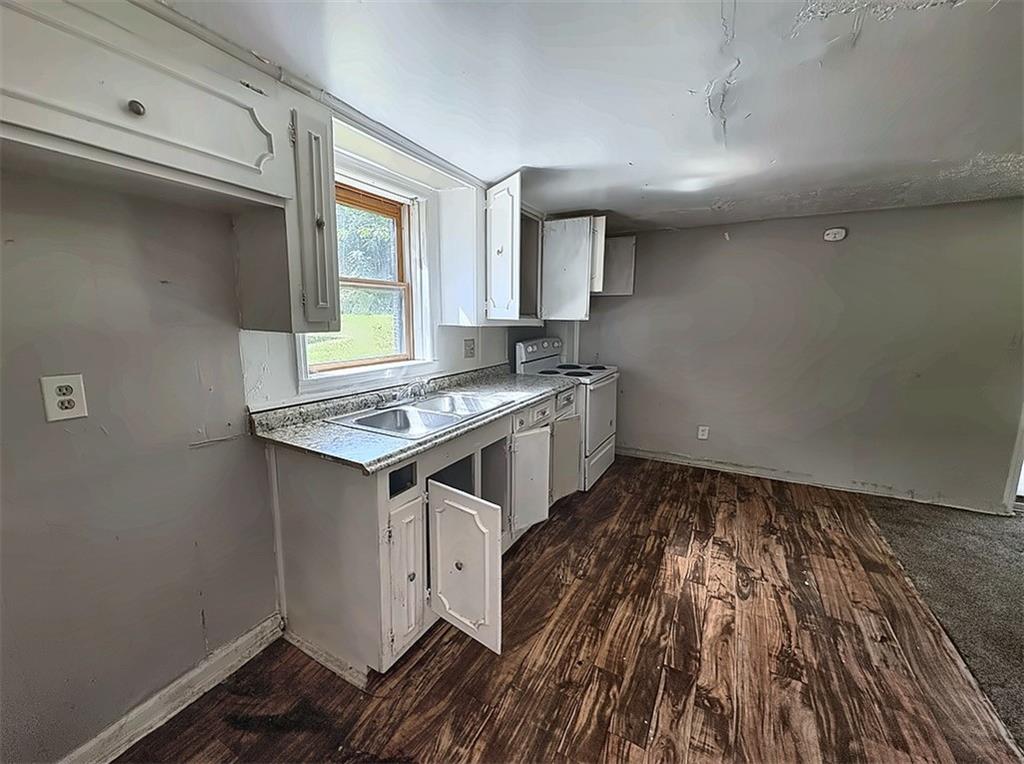 7126 Pineview Drive Sw Property Photo 5