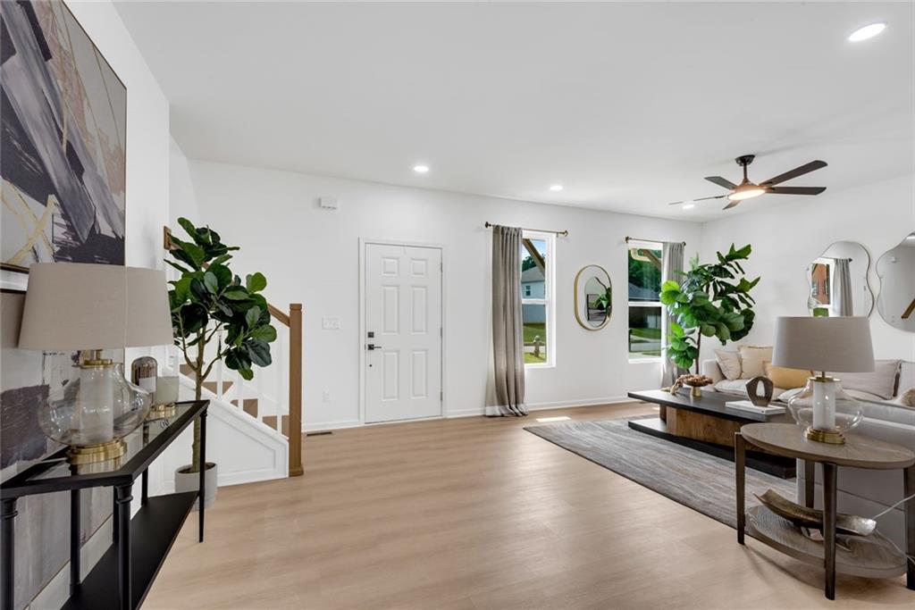3408 Ashford Loop Property Photo 4