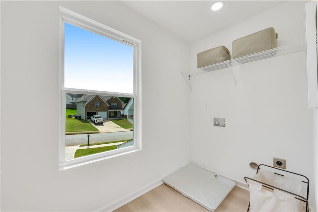 3408 Ashford Loop Property Photo 25