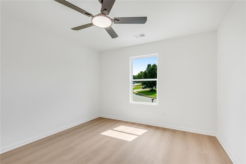 3408 Ashford Loop Property Photo 28