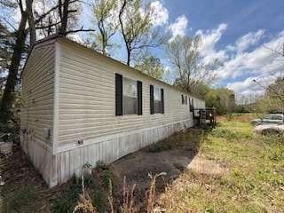 390 Fields Road Property Photo 2