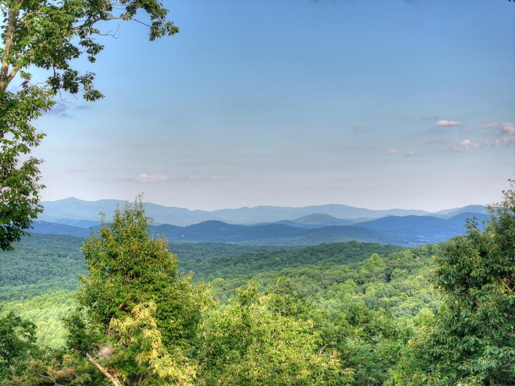 224 Eagle Ridge Property Photo 3