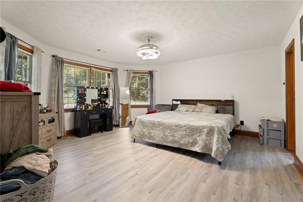 735 Chambers Road Property Photo 16