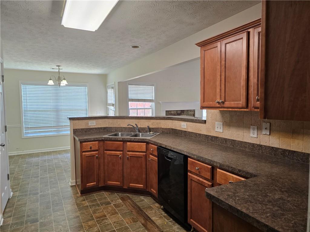 3464 Pinegate Trail Property Photo 8