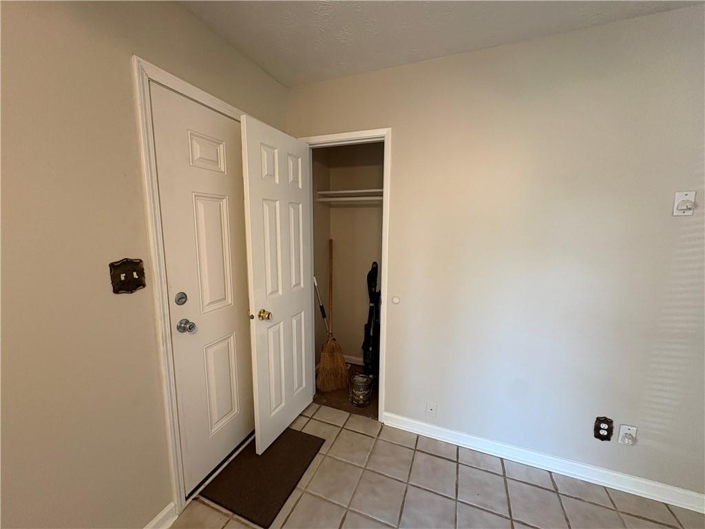 2892 Haddon Drive Property Photo 21