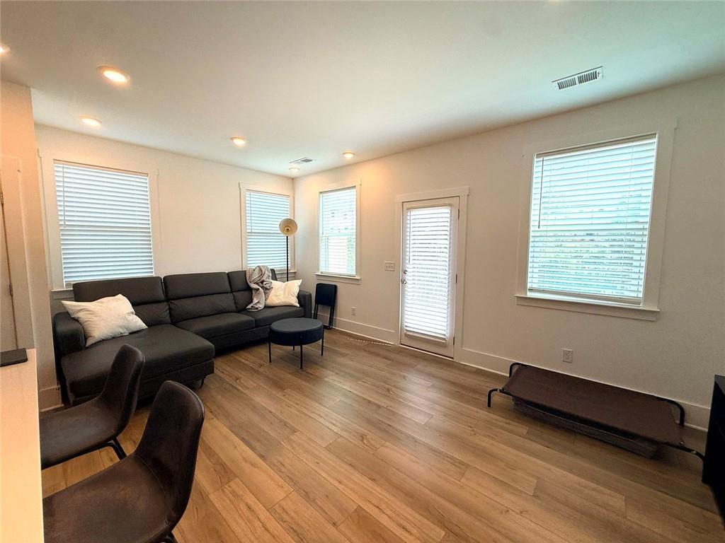 7827312 Property Photo 4