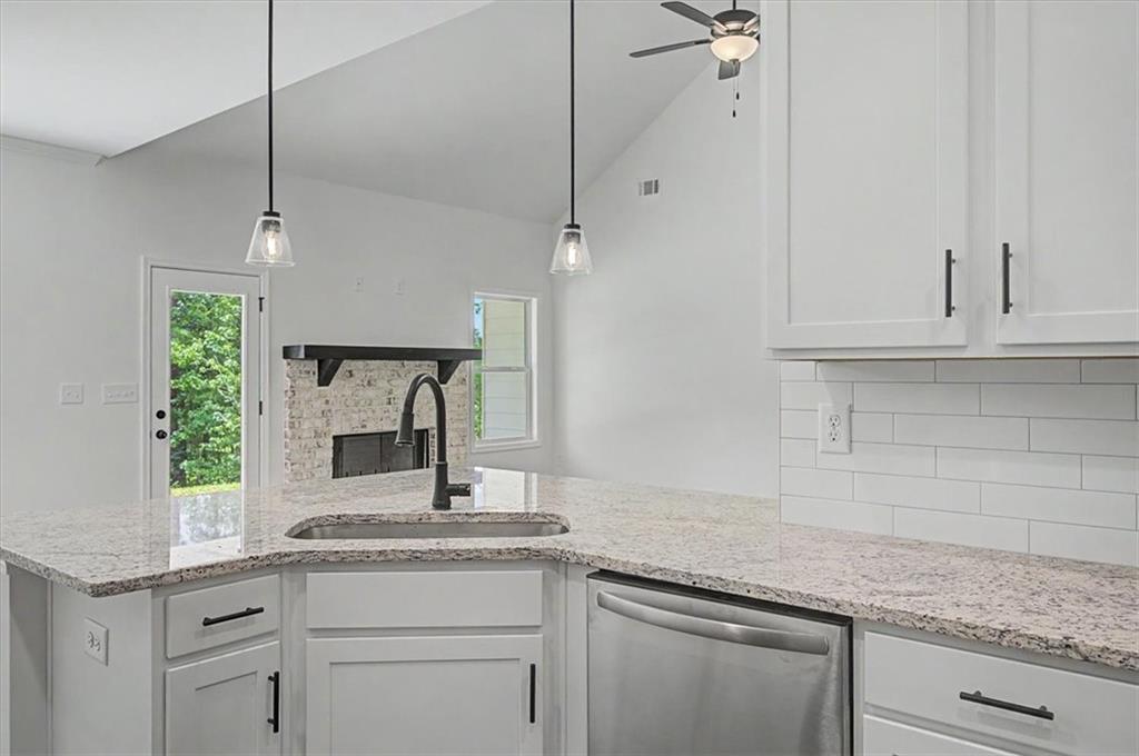 623 Clyde Cole Rd Property Photo 19