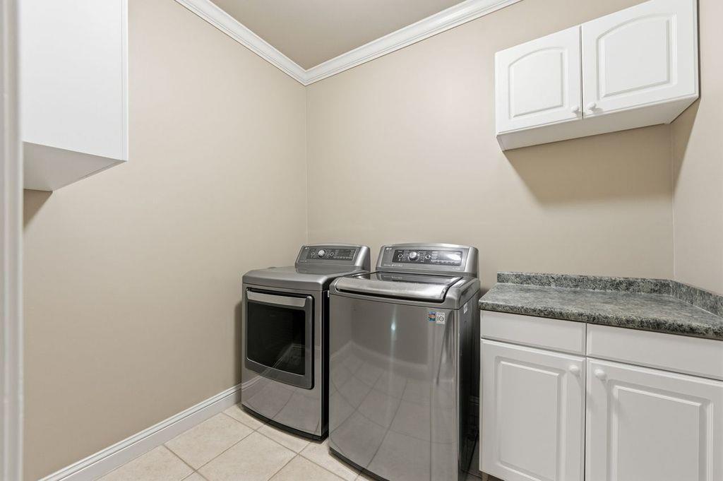 348 Aviemore Lane Property Photo 31