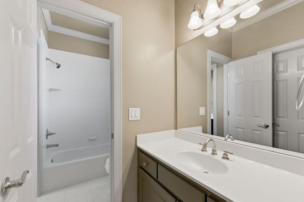 348 Aviemore Lane Property Photo 35