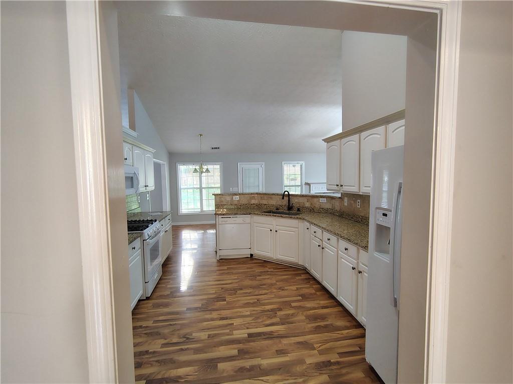 970 Charles Hall Drive Property Photo 30