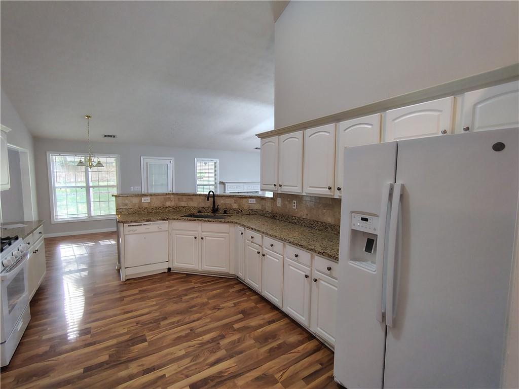 970 Charles Hall Drive Property Photo 31