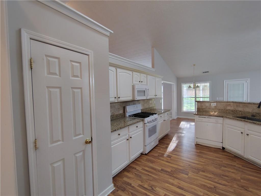 970 Charles Hall Drive Property Photo 32