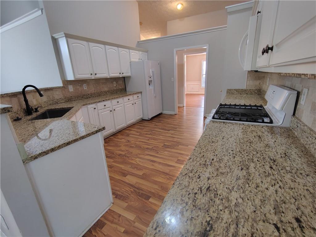 970 Charles Hall Drive Property Photo 40