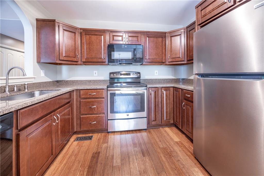 119 Orchard Ridge Trail Property Photo 8