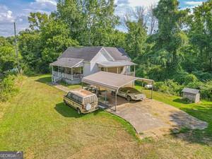 4542 E Hall Road Property Photo 1