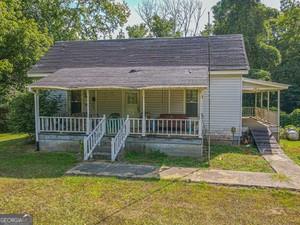 4542 E Hall Road Property Photo 5