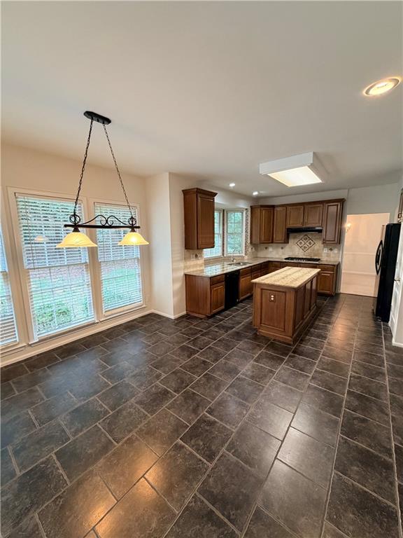 220 Saint Devon Crossing Property Photo 12