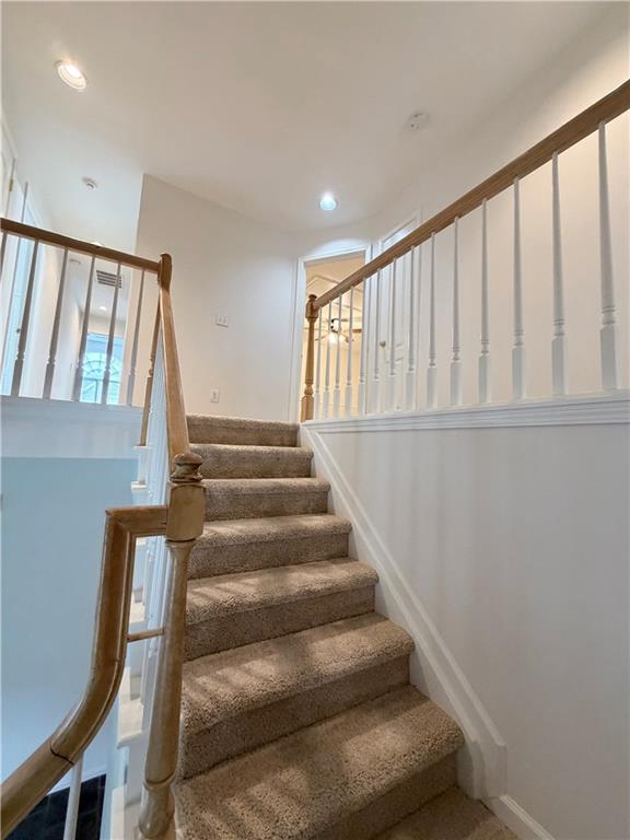 220 Saint Devon Crossing Property Photo 20