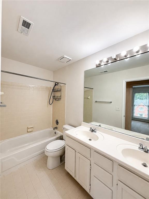 220 Saint Devon Crossing Property Photo 30