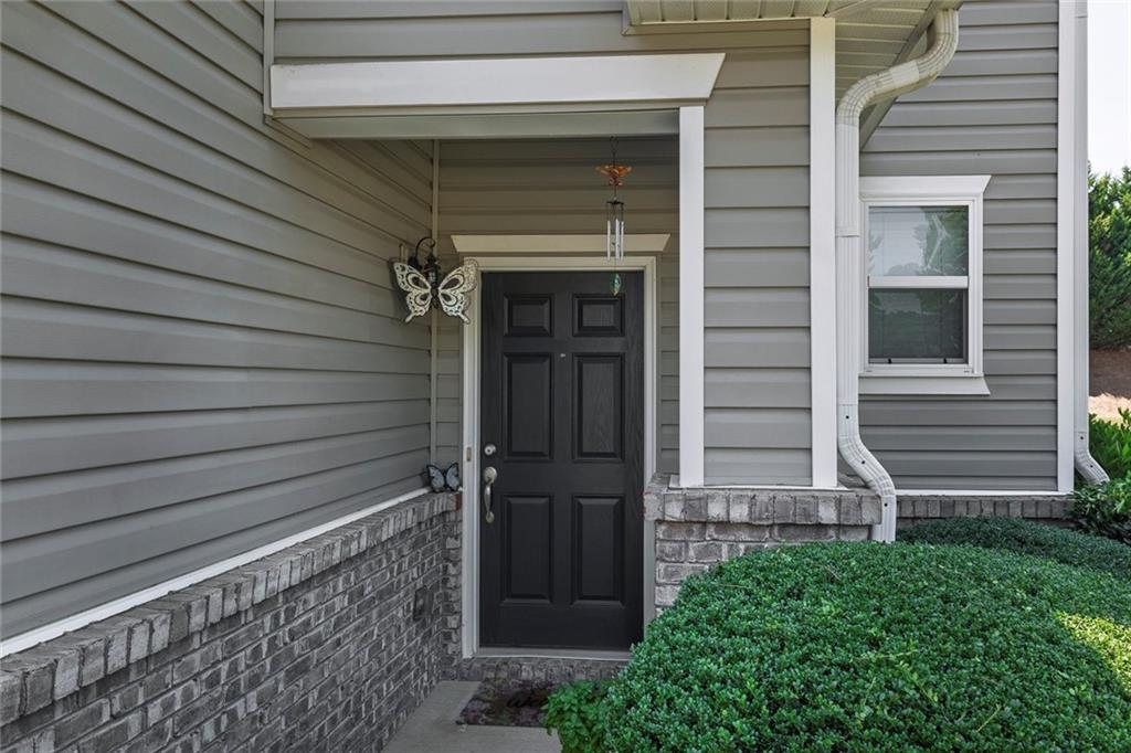 313 Oak Leaf Place Property Photo 6