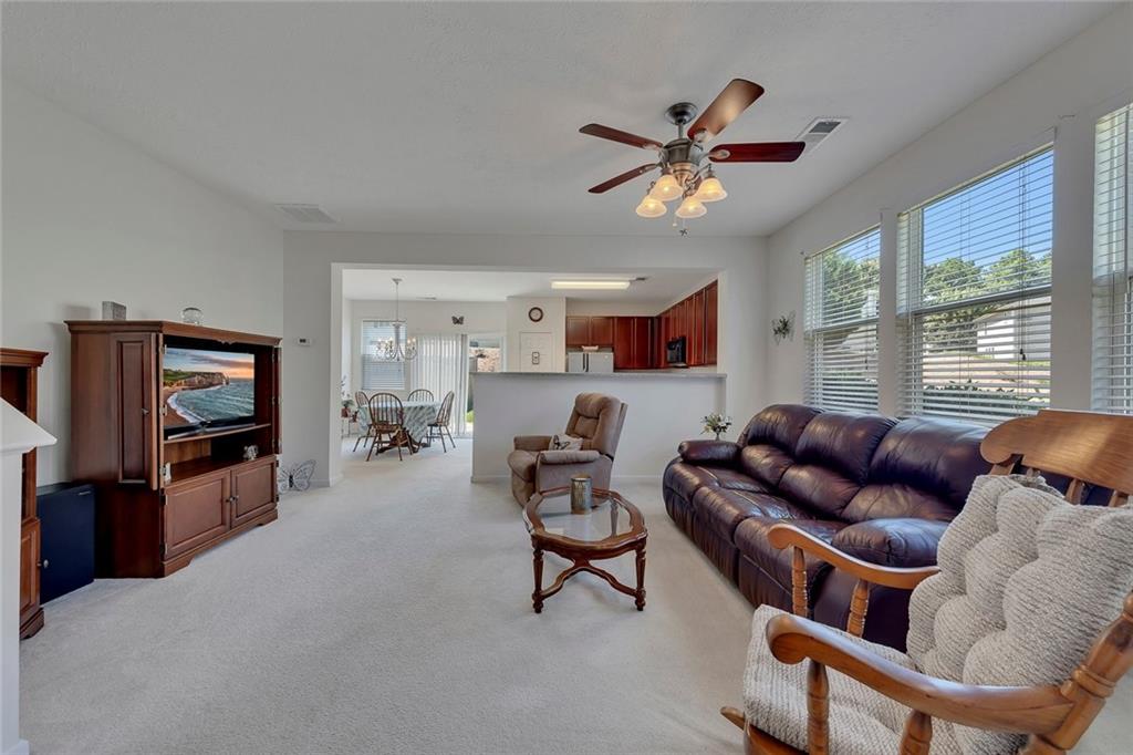 313 Oak Leaf Place Property Photo 10