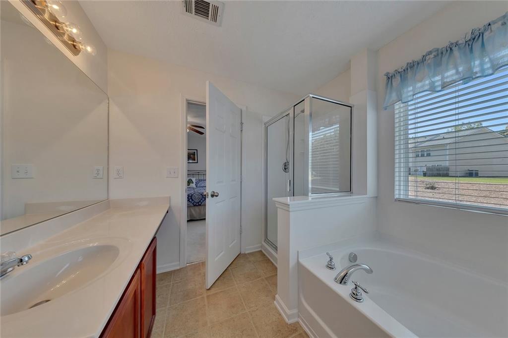 313 Oak Leaf Place Property Photo 24