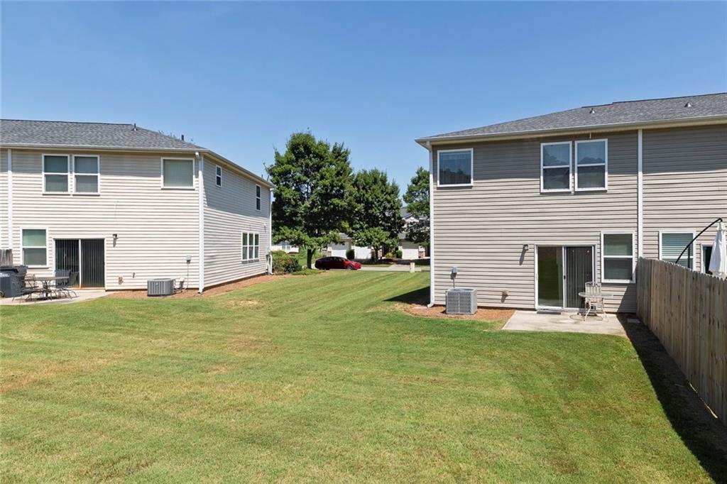 313 Oak Leaf Place Property Photo 30