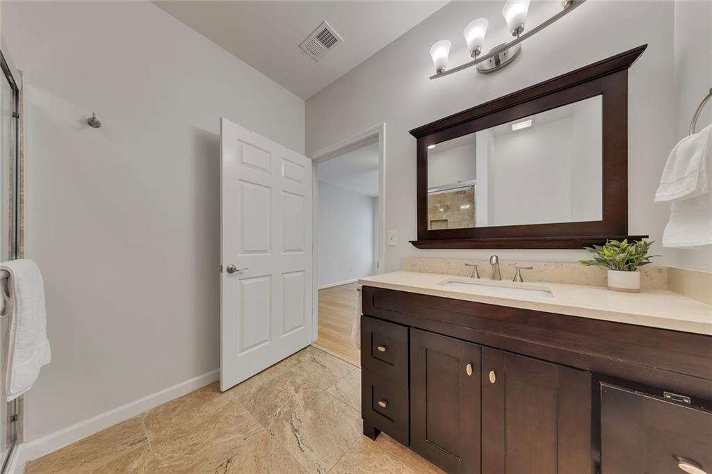 242 Riverstone Place Property Photo 18