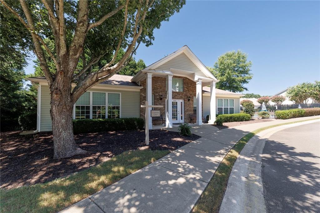242 Riverstone Place Property Photo 26