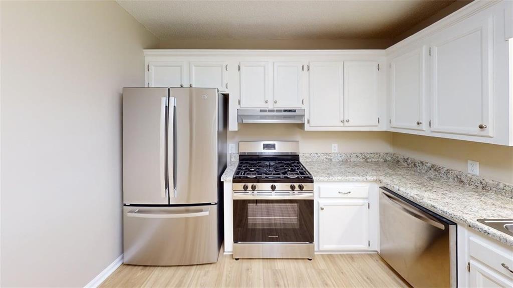7827438 Property Photo 3