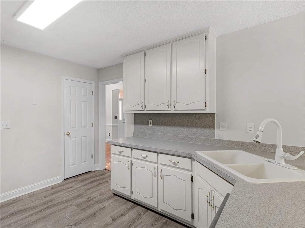 1425 Shingle Way Property Photo 9