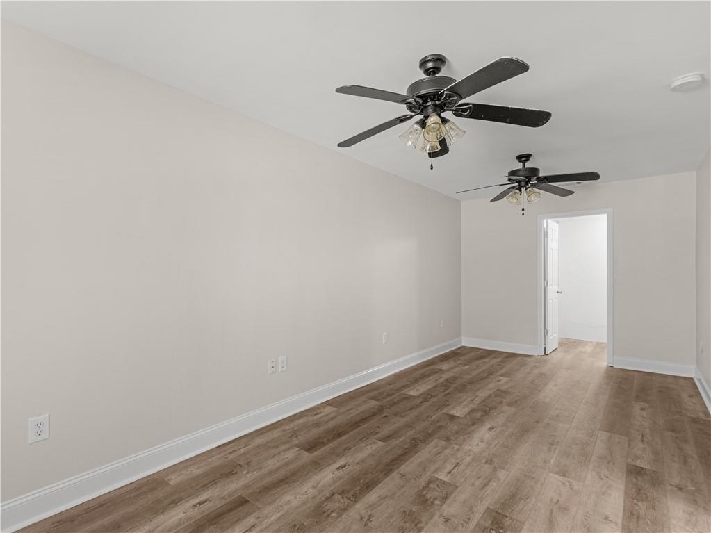 1425 Shingle Way Property Photo 31