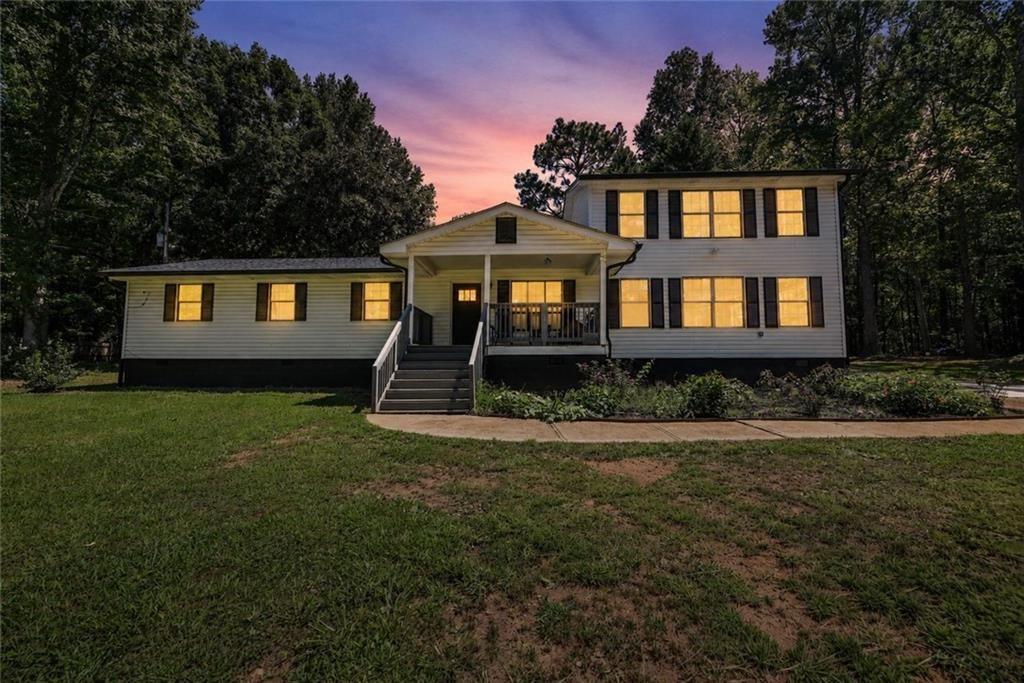 727 Tanners Bridge Circle Property Photo 1