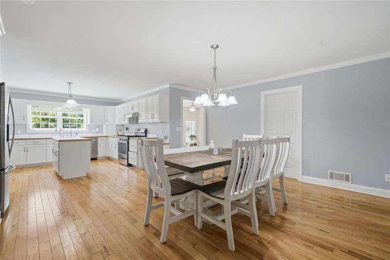 1511 Sandy Bottom Road Property Photo 11