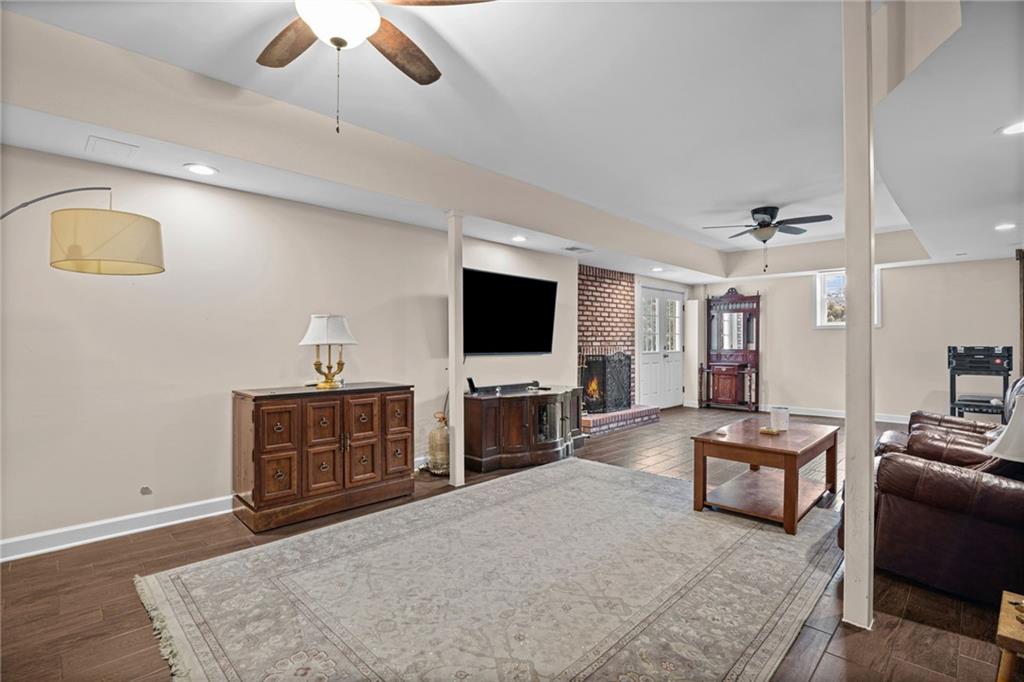 1040 Little River Way Property Photo 49
