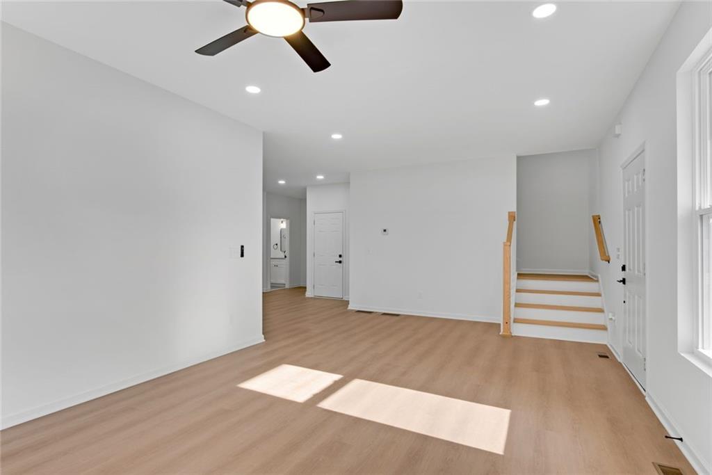 3402 Ashford Loop Property Photo 6